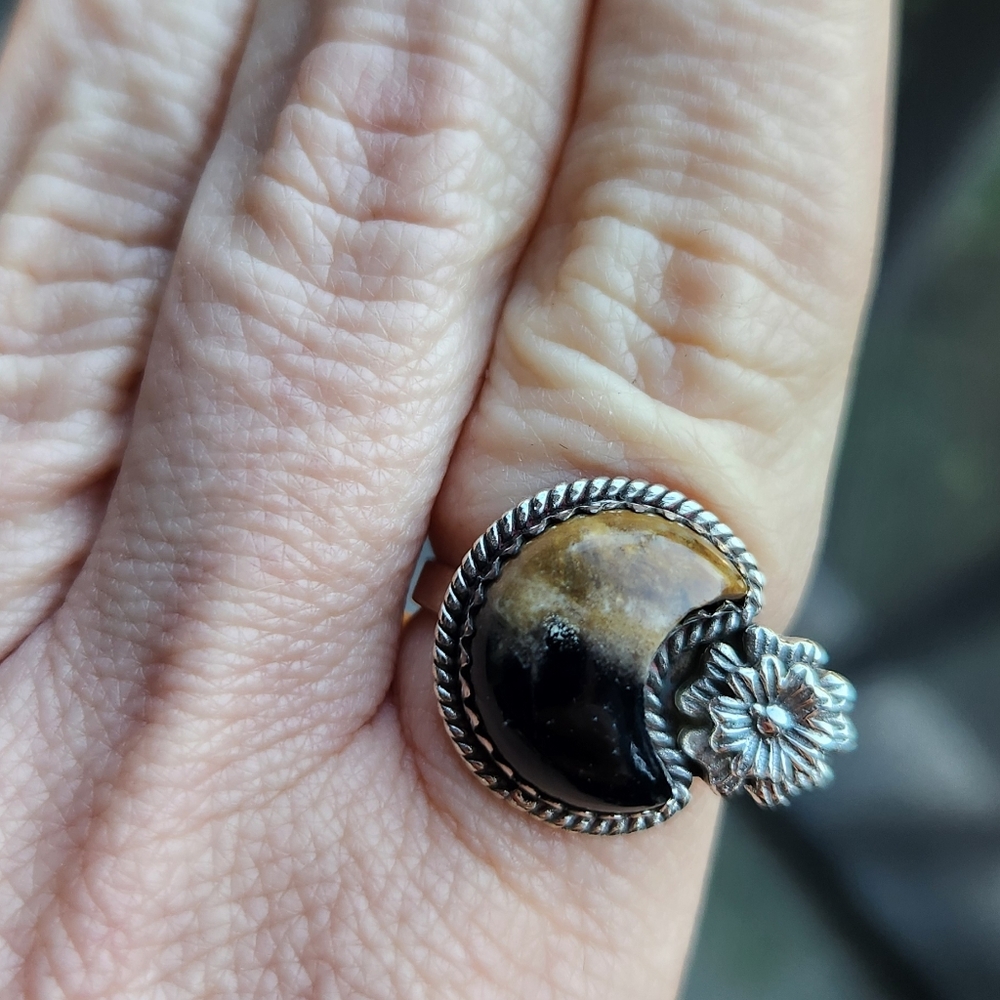 Handmade Sterling Silver 925 Palm Root Agate Crescent Moon Flower Ring Size 8